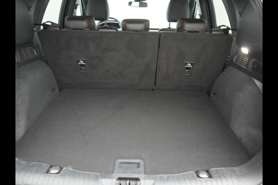 Ford Kuga 2.5 PHEV ST-Line X 225pk Dealer O.H. | Trekhaak Af Fabriek | Adaptive Cruise | 360 Camera | Head Up | Alcantara Sportstoelen & Stuur Verwarmd | Bang & Olufsen | Keyless | Blis | Apple Carplay | Navigatie | DAB | 18"L.M | Plug In Hybrid