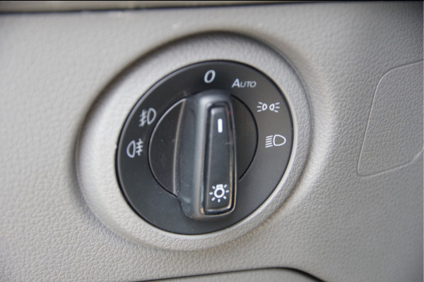 Volkswagen Crafter 35 2.0 TDI L3H3(L2H2) 3-ZITS, 177PK AUT. LED, ADAPT. CRUISE, STOELVERWARMING, STUURVERWARMING, VOORRUIT VERWARMING, STANDKACHEL,