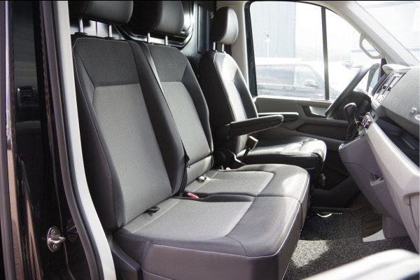 Volkswagen Crafter 35 2.0 TDI L3H3(L2H2) 3-ZITS, 177PK AUT. LED, ADAPT. CRUISE, STOELVERWARMING, STUURVERWARMING, VOORRUIT VERWARMING, STANDKACHEL,