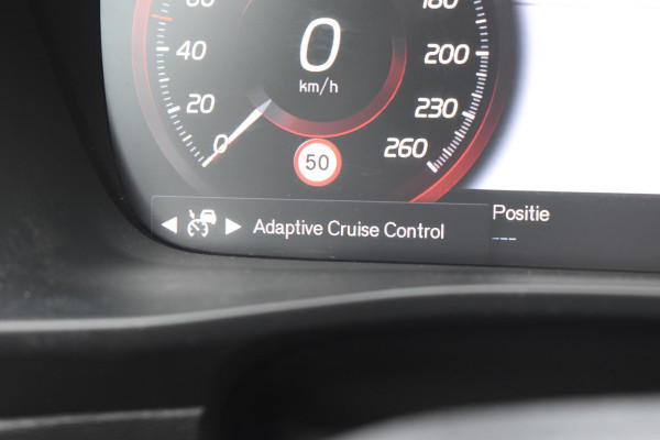 Volvo XC40 T5 262PK Recharge Inscription Expression / Adaptive Cruise Control / Stuur- & Stoelverwarming / Elektrische achterklep / Achteruitrijcamera / Trekhaak elektrisch uitklapbaar / Dodehoeksensor / 19"velgen / Parkeersensoren V+A
