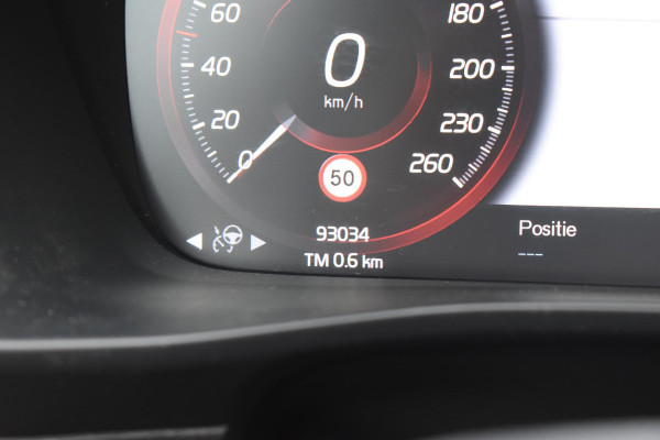 Volvo XC40 T5 262PK Recharge Inscription Expression / Adaptive Cruise Control / Stuur- & Stoelverwarming / Elektrische achterklep / Achteruitrijcamera / Trekhaak elektrisch uitklapbaar / Dodehoeksensor / 19"velgen / Parkeersensoren V+A