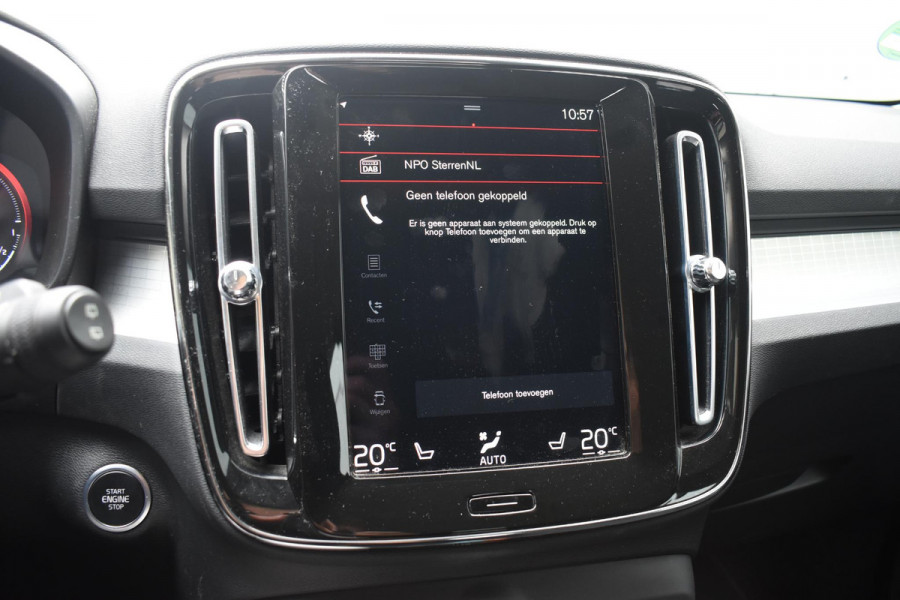 Volvo XC40 T5 262PK Recharge Inscription Expression / Adaptive Cruise Control / Stuur- & Stoelverwarming / Elektrische achterklep / Achteruitrijcamera / Trekhaak elektrisch uitklapbaar / Dodehoeksensor / 19"velgen / Parkeersensoren V+A