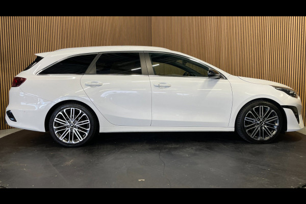 Kia Ceed Sportswagon 1.5 T-GDi GT-PlusLine|AUTOMAAT|PANORAMA|MEMORY|ACC|CARPLAY|CAMERA|STUUR+STOELVERW. V+A|JBL|ELEK.KLEP+STOELEN|