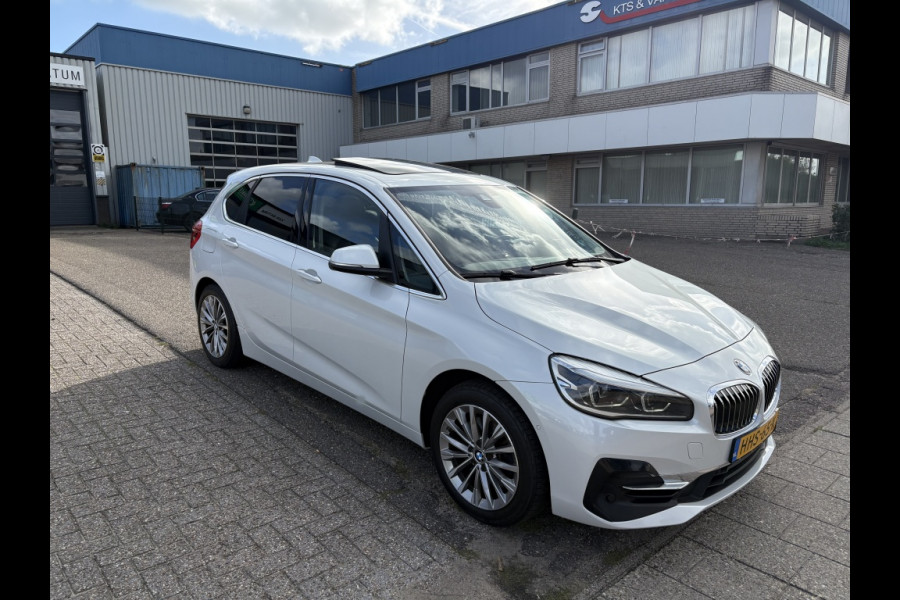BMW 2 Serie Active Tourer 225xe iPerformance | Hybride | Panodak | Leder