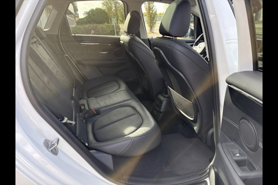 BMW 2 Serie Active Tourer 225xe iPerformance | Hybride | Panodak | Leder