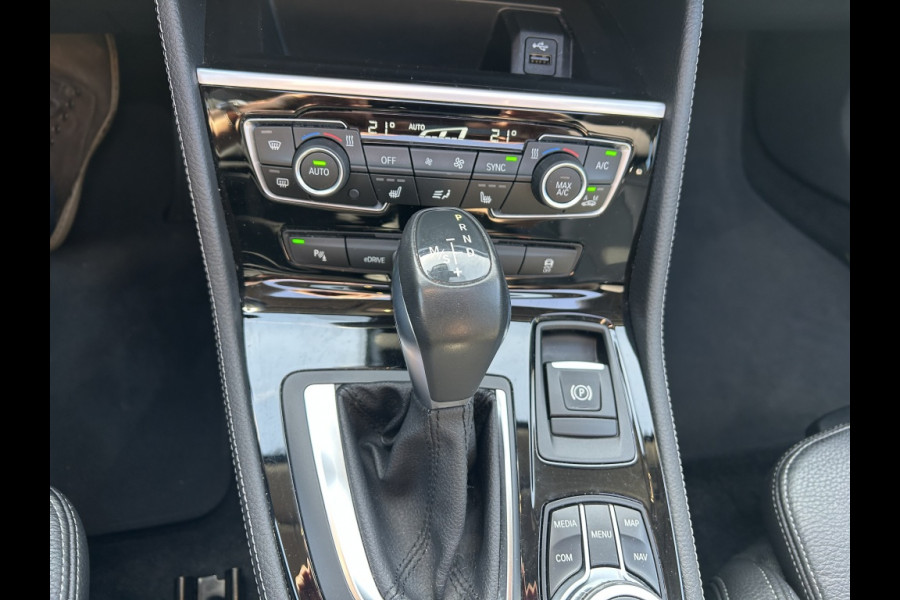 BMW 2 Serie Active Tourer 225xe iPerformance | Hybride | Panodak | Leder