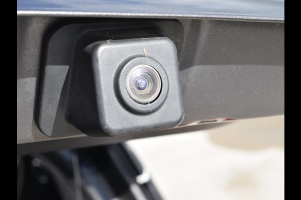Citroën C3 1.2 PureTech S&S Shine | AUTOMAAT | 110 PK | TREKHAAK | PARKEERSENSOREN MET CAMERA | NAVI | CARPLAY | CLIMATE CONTROL