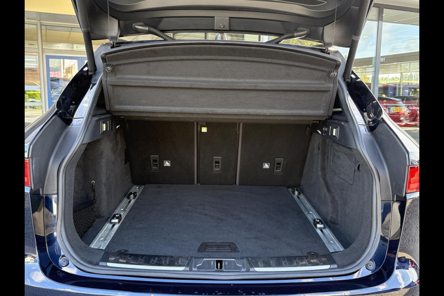 Jaguar F-Pace 2.0t AWD Prestige 250pk | Panoramadak | Meridian Audio | Stoelverwarming | Elek. verstelbare stoelen | Navi |