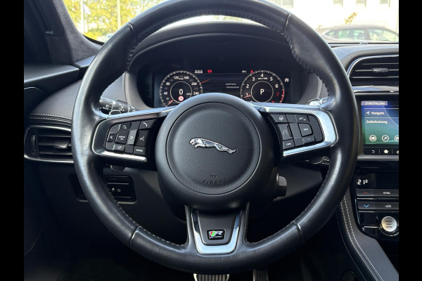 Jaguar F-Pace 2.0t AWD Prestige 250pk | Panoramadak | Meridian Audio | Stoelverwarming | Elek. verstelbare stoelen | Navi |