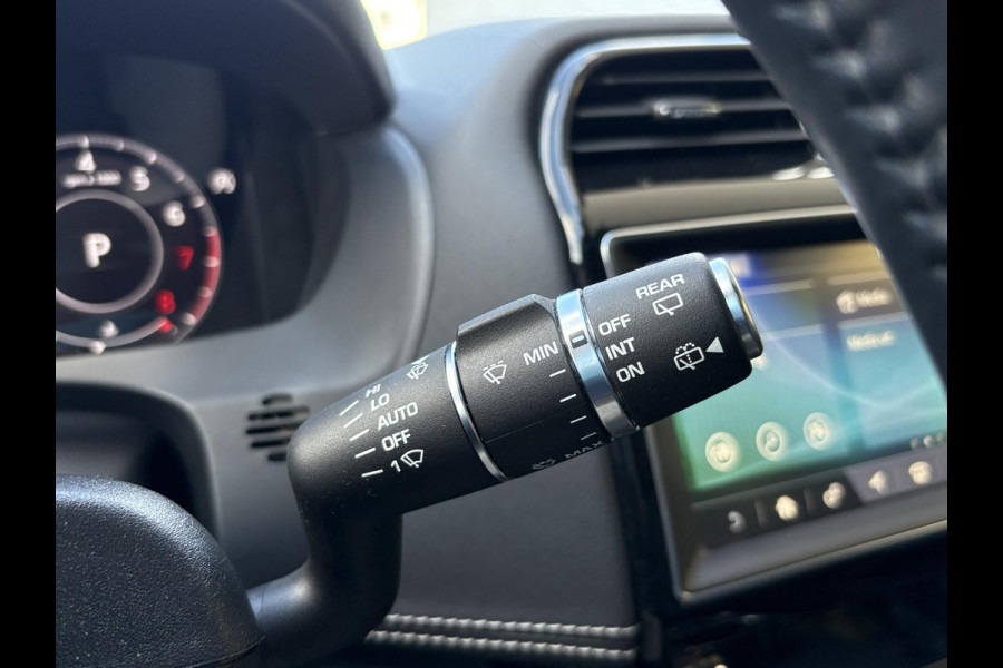 Jaguar F-Pace 2.0t AWD Prestige 250pk | Panoramadak | Meridian Audio | Stoelverwarming | Elek. verstelbare stoelen | Navi |