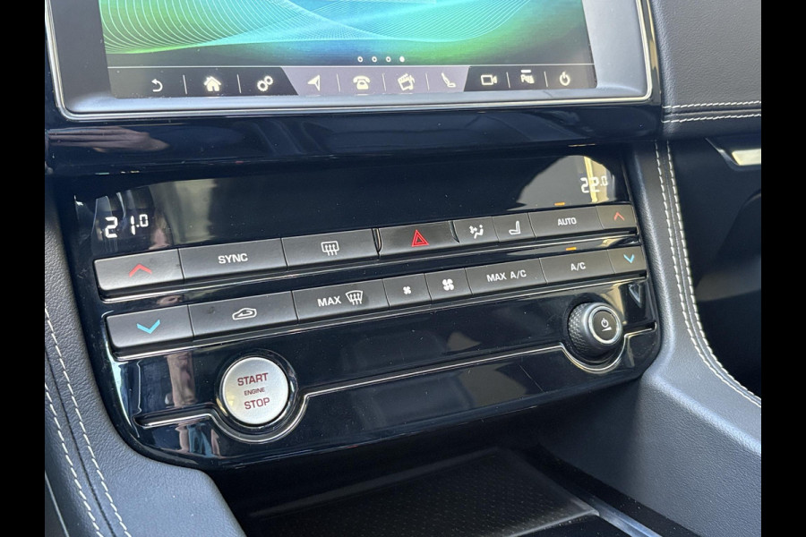 Jaguar F-Pace 2.0t AWD Prestige 250pk | Panoramadak | Meridian Audio | Stoelverwarming | Elek. verstelbare stoelen | Navi |