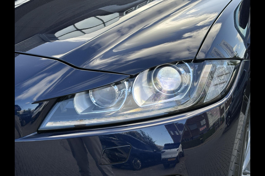 Jaguar F-Pace 2.0t AWD Prestige 250pk | Panoramadak | Meridian Audio | Stoelverwarming | Elek. verstelbare stoelen | Navi |