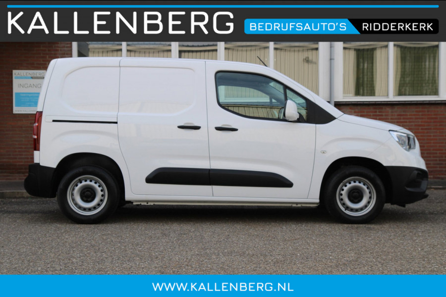 Opel Combo 1.5D 102Pk Edition / Navi / Carplay / Multi stuur