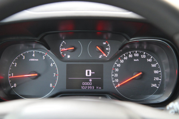 Opel Combo 1.5D 102Pk Edition / Navi / Carplay / Multi stuur