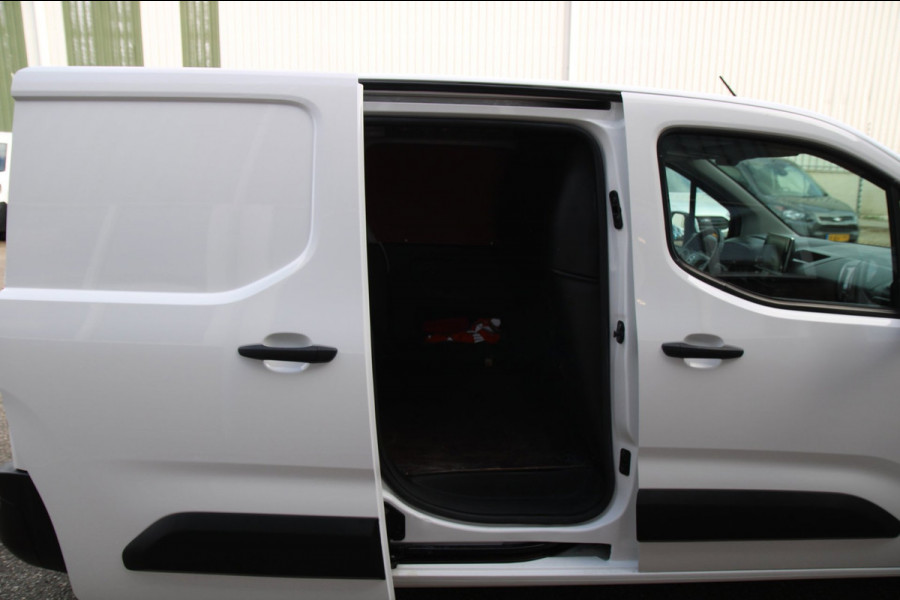 Opel Combo 1.5D 102Pk Edition / Navi / Carplay / Multi stuur