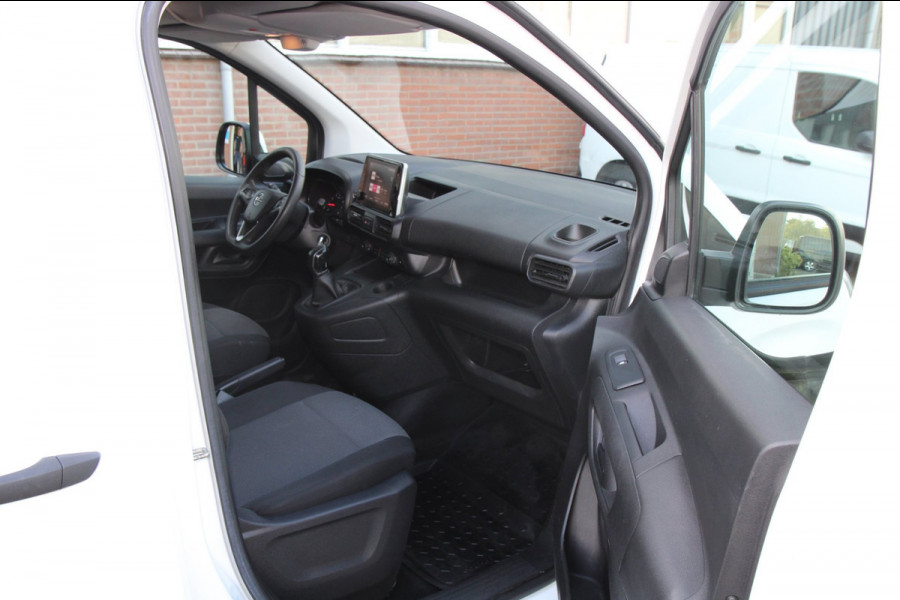 Opel Combo 1.5D 102Pk Edition / Navi / Carplay / Multi stuur