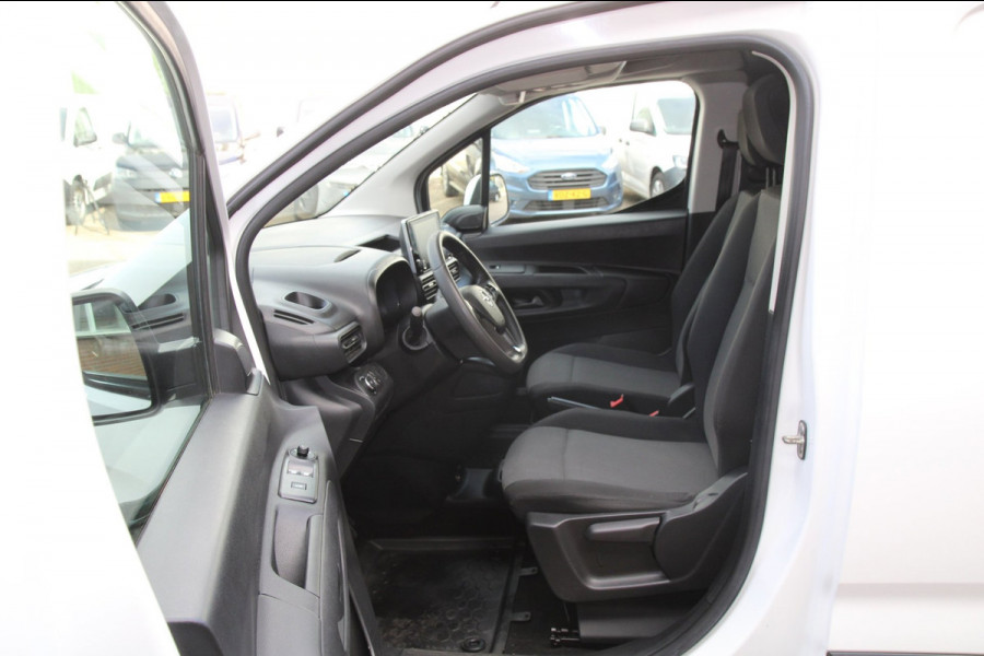 Opel Combo 1.5D 102Pk Edition / Navi / Carplay / Multi stuur