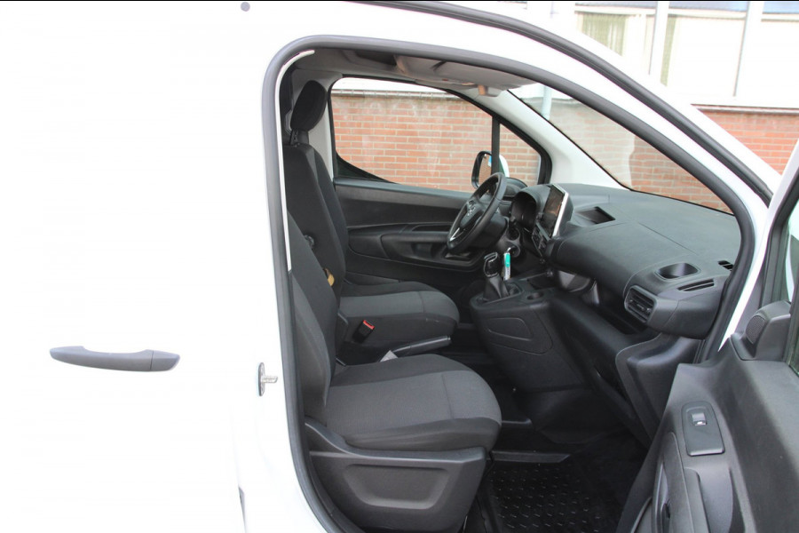 Opel Combo 1.5D 102Pk Edition / Navi / Carplay / Multi stuur