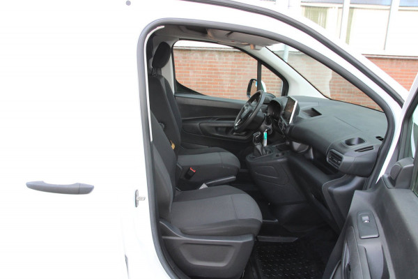 Opel Combo 1.5D 102Pk Edition / Navi / Carplay / Multi stuur