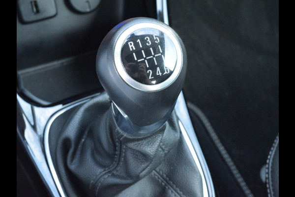 Opel ADAM 1.0 Turbo Rocks BlitZ | 90 PK | STOELVERWARMING | STUURVERWARMING | NAVI | CARPLAY | CLIMATE CONTROL | 39.166 KM!