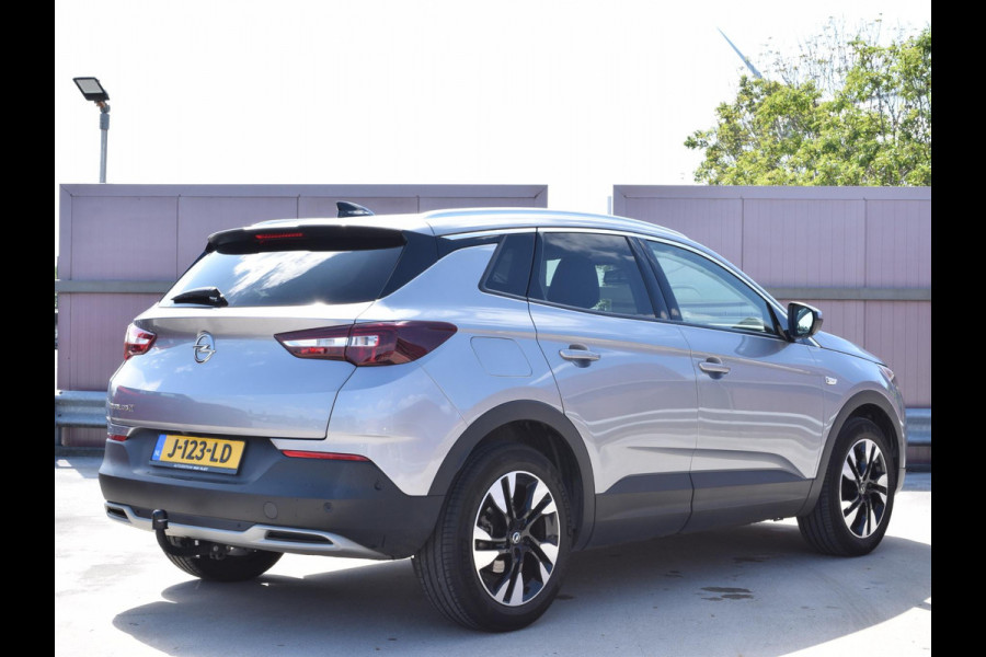 Opel Grandland X 1.2 Turbo Innovation | AUTOMAAT | 130 PK | TREKHAAK | PARKEERSENSOREN MET CAMERA | CLIMATE CONTROL | NAVI | 53.544 KM