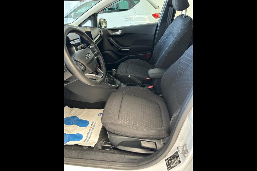Ford Fiesta 1.0 EcoBoost Hybrid Titanium