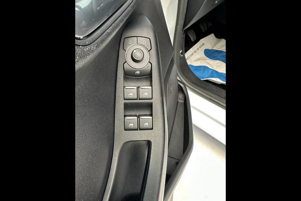 Ford Fiesta 1.0 EcoBoost Hybrid Titanium