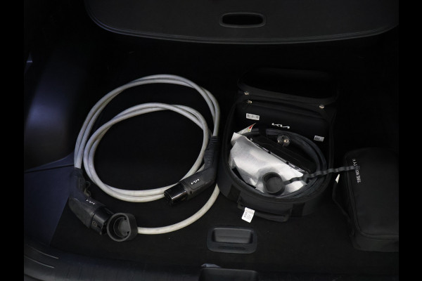 Kia Ev6 Plus 77.4 kWh [SOH 100%, MEMORY SEATS, APPLE CARPLAY, ANDROID AUTO, MERIDIAN SURROUND, SFEERVERLICHTING, STUURVERWARMING, STOELVERWARMING V+A, STOELVENTILATIE, ADAPTIVE CRUISE, CAMERA, CLIMATE, NIEUWSTAAT]