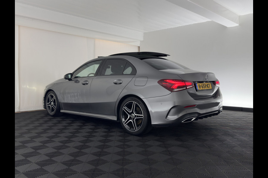 Mercedes-Benz A-Klasse 200 AMG Sportpack Business Solution (INCL-BTW) Aut. *PANO | LEATHER-MICROFIBRE | FULL-LED | HEATED-SPORTSEATS | WIDESCREEN-DIGIOCKPIT | DAB+ | NAVI-FULLMAP | CAMERA | PRIVACYGLASS | SHIFTPADDLES | 18''ALU*