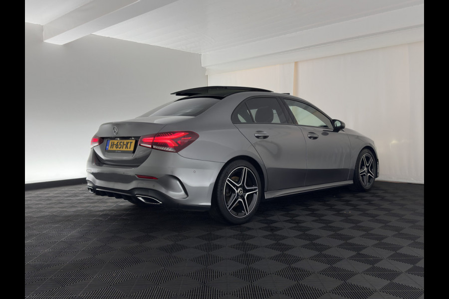 Mercedes-Benz A-Klasse 200 AMG Sportpack Business Solution (INCL-BTW) Aut. *PANO | LEATHER-MICROFIBRE | FULL-LED | HEATED-SPORTSEATS | WIDESCREEN-DIGIOCKPIT | DAB+ | NAVI-FULLMAP | CAMERA | PRIVACYGLASS | SHIFTPADDLES | 18''ALU*