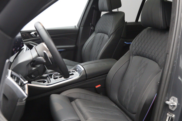 BMW X5 xDrive50e 490 PK M-Sport PHEV, Dravit Grau, Bowers & Wilkins Sound, Sky Lounge Panoramadak, Individual Leder, Soft-Close