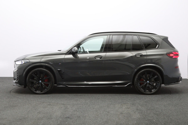 BMW X5 xDrive50e 490 PK M-Sport PHEV, Dravit Grau, Bowers & Wilkins Sound, Sky Lounge Panoramadak, Individual Leder, Soft-Close