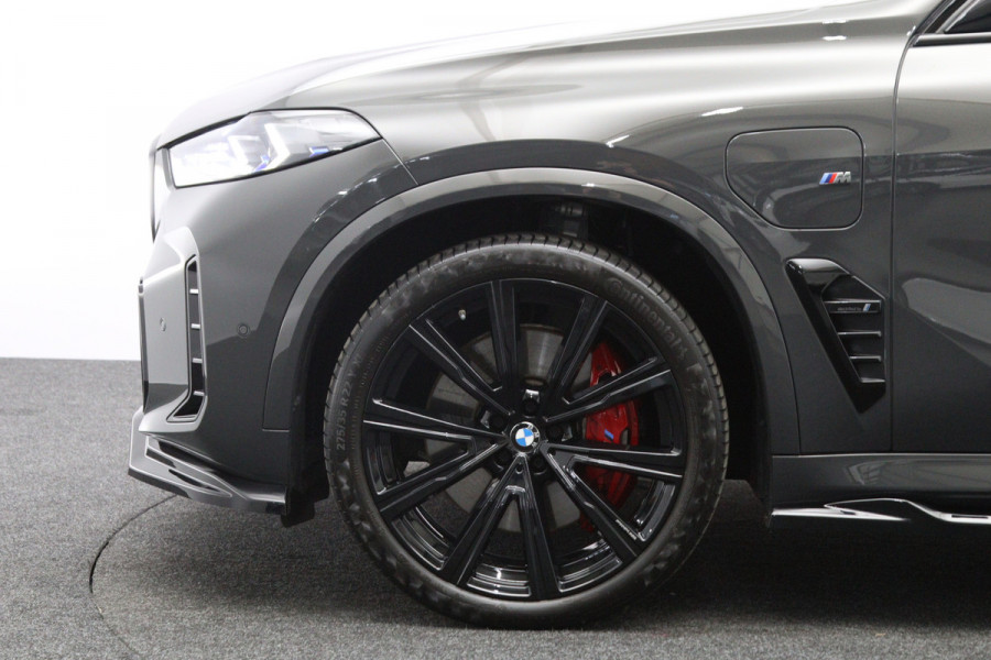 BMW X5 xDrive50e 490 PK M-Sport PHEV, Dravit Grau, Bowers & Wilkins Sound, Sky Lounge Panoramadak, Individual Leder, Soft-Close