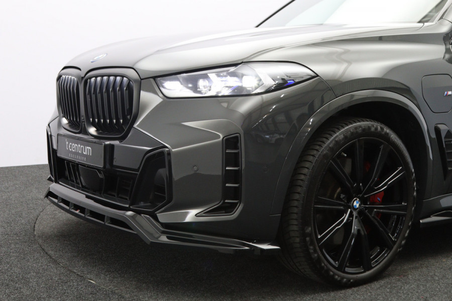 BMW X5 xDrive50e 490 PK M-Sport PHEV, Dravit Grau, Bowers & Wilkins Sound, Sky Lounge Panoramadak, Individual Leder, Soft-Close