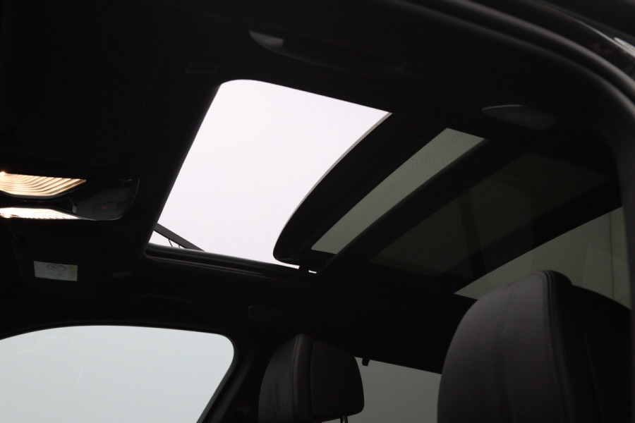 BMW X5 xDrive50e 490 PK M-Sport PHEV, Dravit Grau, Bowers & Wilkins Sound, Sky Lounge Panoramadak, Individual Leder, Soft-Close