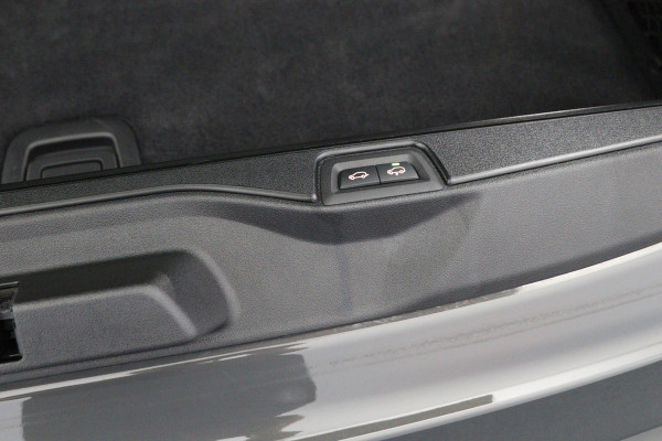 BMW X5 xDrive50e 490 PK M-Sport PHEV, Dravit Grau, Bowers & Wilkins Sound, Sky Lounge Panoramadak, Individual Leder, Soft-Close