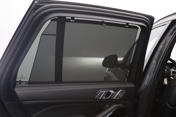 BMW X5 xDrive50e 490 PK M-Sport PHEV, Dravit Grau, Bowers & Wilkins Sound, Sky Lounge Panoramadak, Individual Leder, Soft-Close