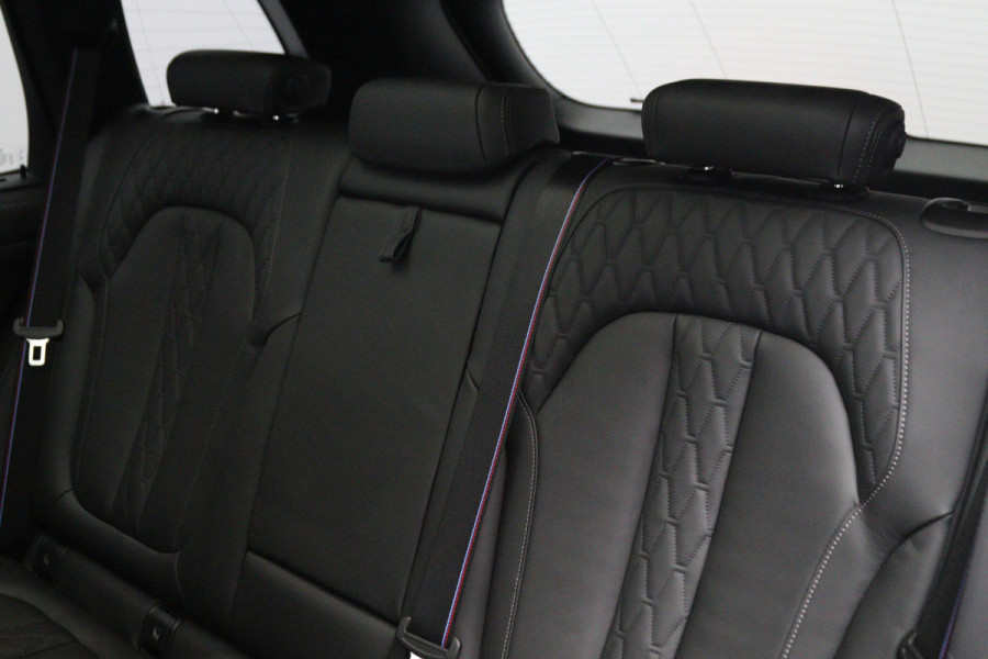 BMW X5 xDrive50e 490 PK M-Sport PHEV, Dravit Grau, Bowers & Wilkins Sound, Sky Lounge Panoramadak, Individual Leder, Soft-Close