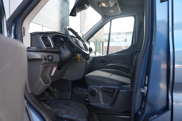 Ford Transit 350 2.0 TDCI L3H2 Limited DC 185pk 5 Zits - 2x Schuif - Trekhaak - Cruise - Camera - Bi Xenon - Carplay/Android - Rijklaar