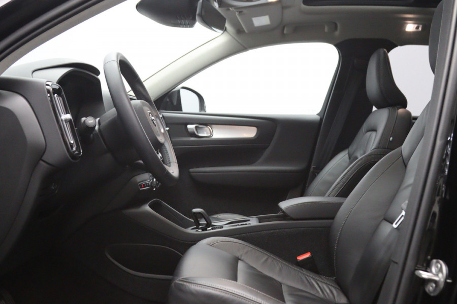 Volvo XC40 1.5 T4 Recharge 230 PK Inscription Expression PHEV, Panoramadak, Leder, Trekhaak, Adap. Cruise Control