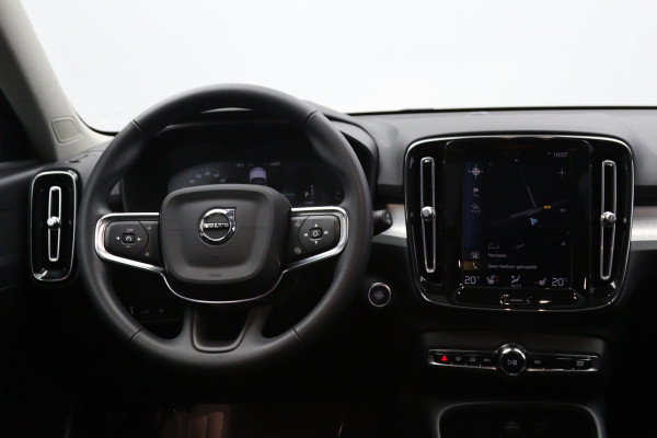Volvo XC40 1.5 T4 Recharge 230 PK Inscription Expression PHEV, Panoramadak, Leder, Trekhaak, Adap. Cruise Control