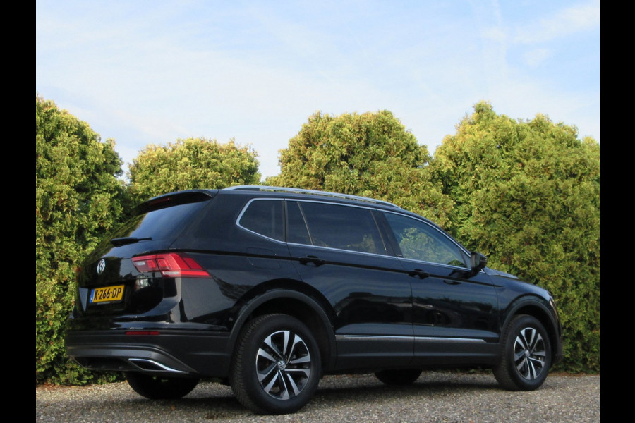 Volkswagen Tiguan Allspace 1.5 TSI Comfortline Business * 7persoons * Trekhaak *
