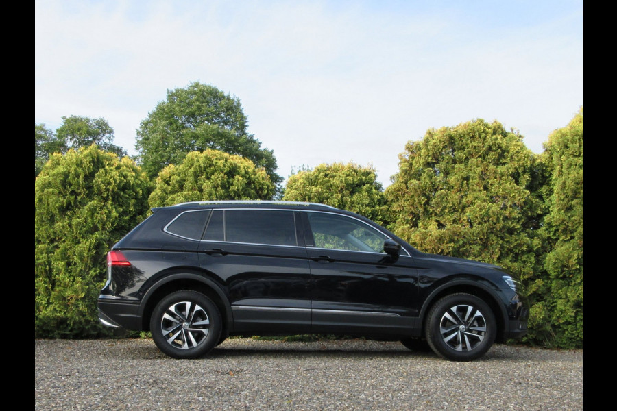 Volkswagen Tiguan Allspace 1.5 TSI Comfortline Business * 7persoons * Trekhaak *