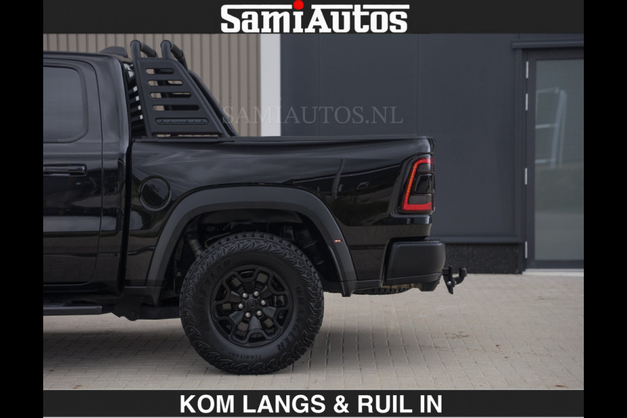 Dodge Ram TRX BLACK OPS HELLCAT | 6.2 V8 712PK SUPERCHARGER | RODE STIKSELS | FULLY LOADED | RAMBAR | CARBON | BLACK ON BLACK | CREW CAB | DUBBELE CABINE | 5 PERSOONS | De specialist in Amerikaanse pick‑ups in Nederland en Europa. Voorraad 2661 - 5444