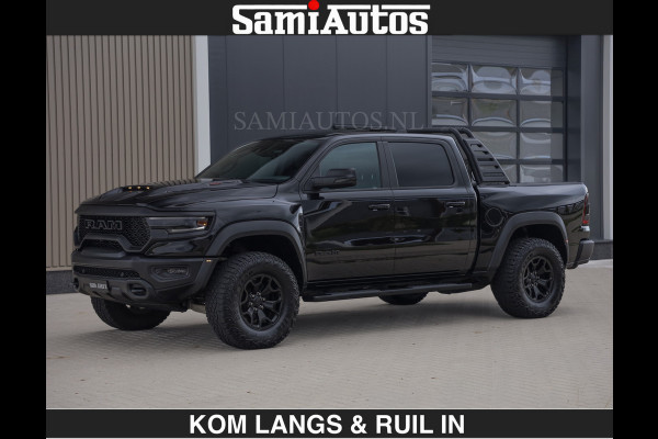 Dodge Ram TRX BLACK OPS HELLCAT | 6.2 V8 712PK SUPERCHARGER | RODE STIKSELS | FULLY LOADED | RAMBAR | CARBON | BLACK ON BLACK | CREW CAB | DUBBELE CABINE | 5 PERSOONS | De specialist in Amerikaanse pick‑ups in Nederland en Europa. Voorraad 2661 - 5444