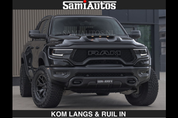 Dodge Ram TRX BLACK OPS HELLCAT | 6.2 V8 712PK SUPERCHARGER | RODE STIKSELS | FULLY LOADED | RAMBAR | CARBON | BLACK ON BLACK | CREW CAB | DUBBELE CABINE | 5 PERSOONS | De specialist in Amerikaanse pick‑ups in Nederland en Europa. Voorraad 2661 - 5444