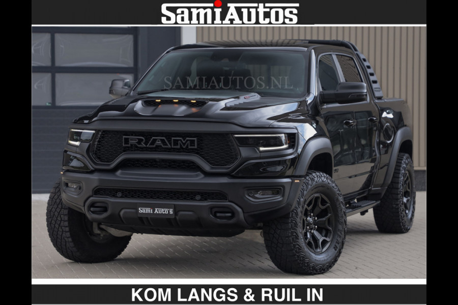 Dodge Ram TRX BLACK OPS HELLCAT | 6.2 V8 712PK SUPERCHARGER | RODE STIKSELS | FULLY LOADED | RAMBAR | CARBON | BLACK ON BLACK | CREW CAB | DUBBELE CABINE | 5 PERSOONS | De specialist in Amerikaanse pick‑ups in Nederland en Europa. Voorraad 2661 - 5444