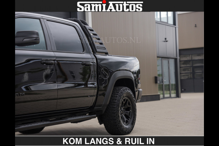 Dodge Ram TRX BLACK OPS HELLCAT | 6.2 V8 712PK SUPERCHARGER | RODE STIKSELS | FULLY LOADED | RAMBAR | CARBON | BLACK ON BLACK | CREW CAB | DUBBELE CABINE | 5 PERSOONS | De specialist in Amerikaanse pick‑ups in Nederland en Europa. Voorraad 2661 - 5444