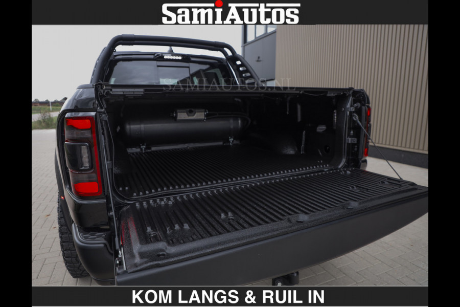 Dodge Ram TRX BLACK OPS HELLCAT | 6.2 V8 712PK SUPERCHARGER | RODE STIKSELS | FULLY LOADED | RAMBAR | CARBON | BLACK ON BLACK | CREW CAB | DUBBELE CABINE | 5 PERSOONS | De specialist in Amerikaanse pick‑ups in Nederland en Europa. Voorraad 2661 - 5444