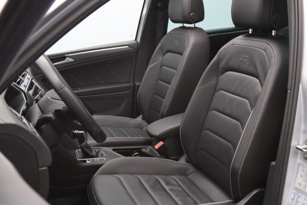 Volkswagen Tiguan 1.4 TSI eHybrid 245 PK R-Line Business PHEV, Panoramadak, Memory, Elektrische Trekhaak, Leder